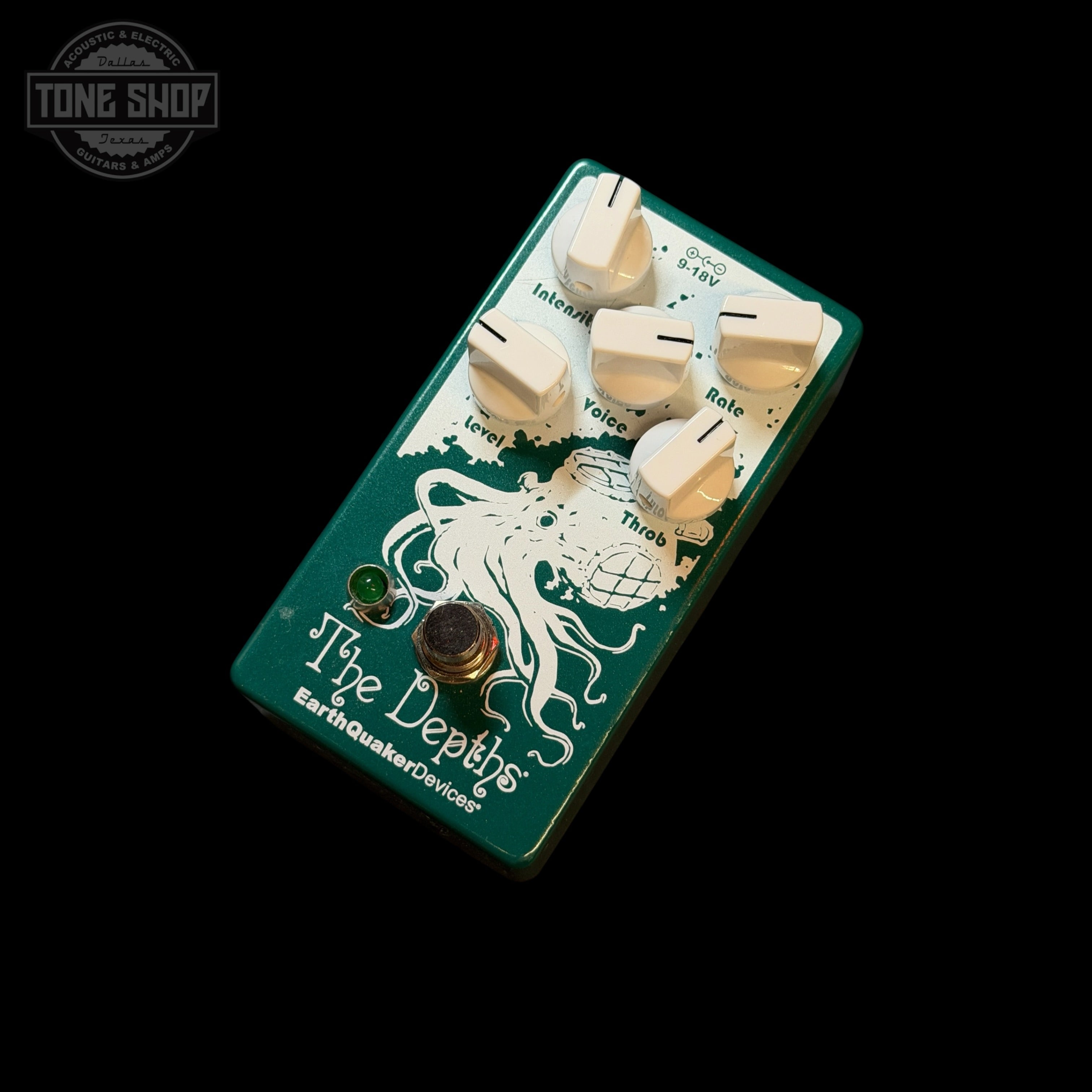 Used Eathquaker Devices The Depths TSU24840 – Tone Shop Guitars