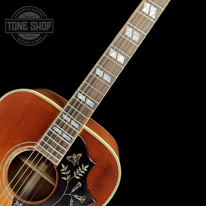 Fretboard of Gibson Acoustic 1960 Hummingbird Murphy Lab Light Aged Heritage Cherry Sunburst.