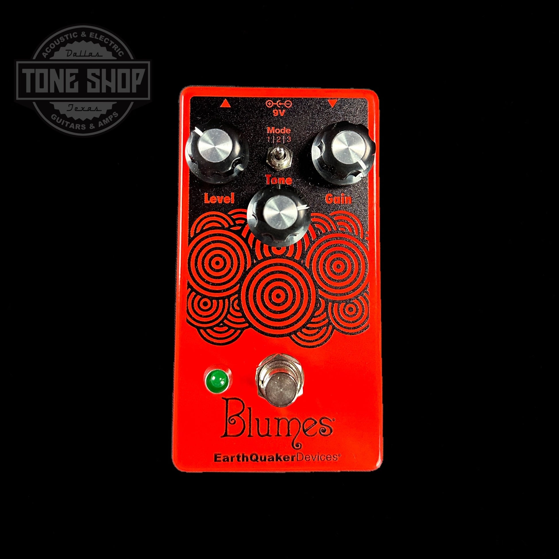 Top of EarthQuaker Devices Blumes Tone Shop Custom Candy Apple Red.