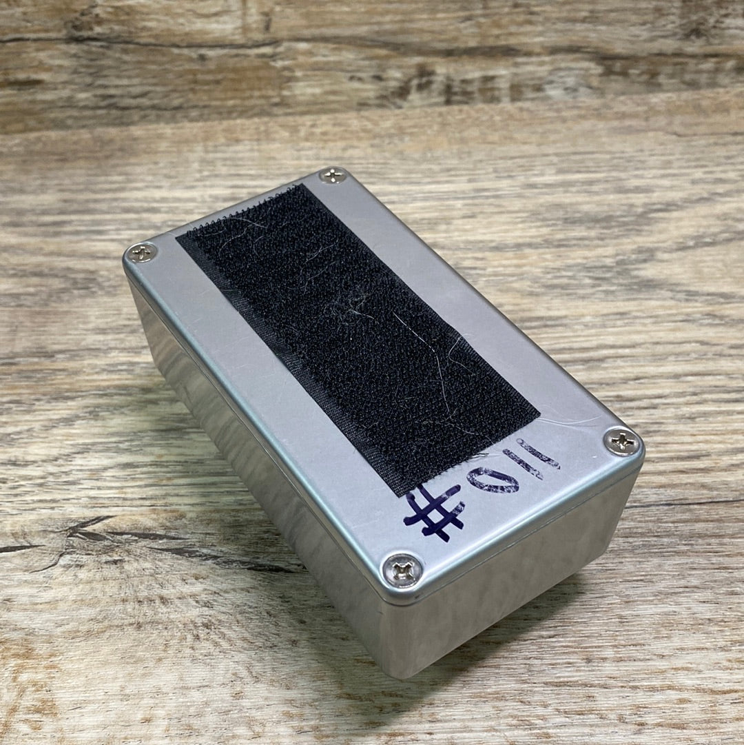 Bottom angle of Used Bardic Audio Devices Arcade Distorter TSU15625.