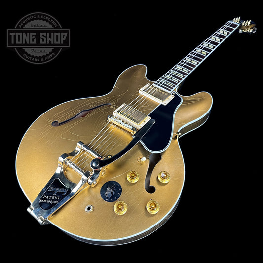 Front angle of Gibson Custom Shop M2M 1964 ES-345 Double Gold Murphy Lab Ultra Light Aged.