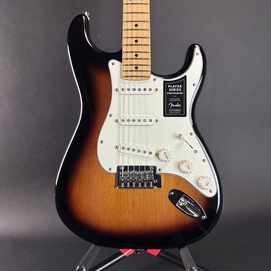 Front of Used 2024 Fender Player Stratocaster Maple 2-Tone Sunburst.