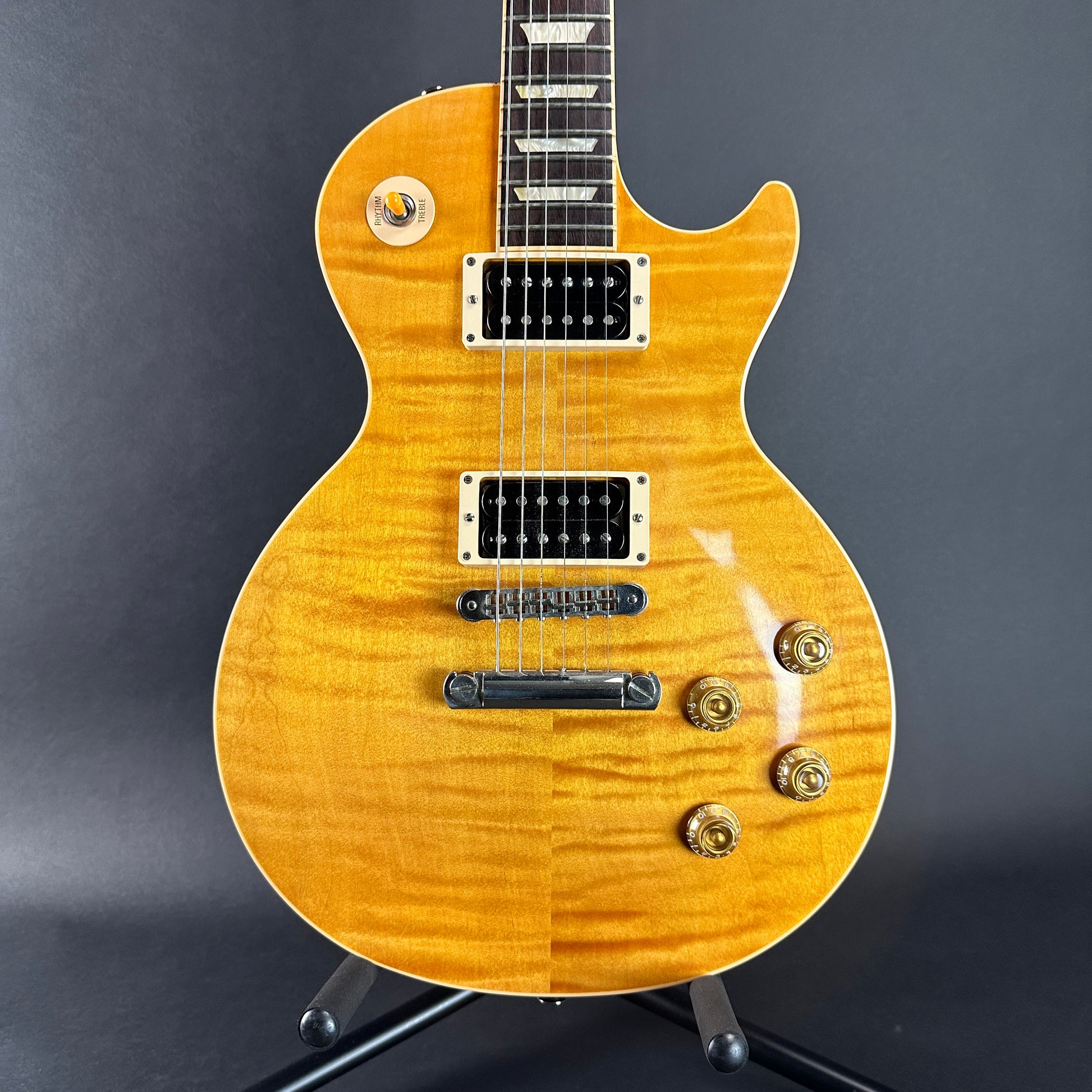 Front of Used 2005 Gibson Les Paul Standard Lemonburst.