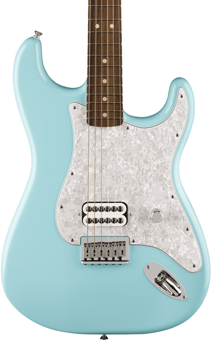 Fender Limited Edition Tom Delonge Stratocaster RW Daphne Blue w/case