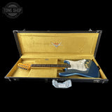 Fender Custom Shop Custom Deluxe Stratocaster NOS Aged Lake Placid Blue CZ589420 in case.