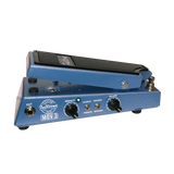 Front side angle of Fulltone Custom Shop Mini-Deja'Vibe3 v2.