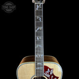 Fretboard of Gibson Hummingbird Custom Koa Antique Natural.