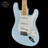 Front angle of Fender Custom Shop Yngwie Malmsteen Strat Sonic Blue.