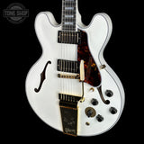 Front angle of Gibson Custom 1959 ES-355 Maestro Varitone Alpine White VOS.