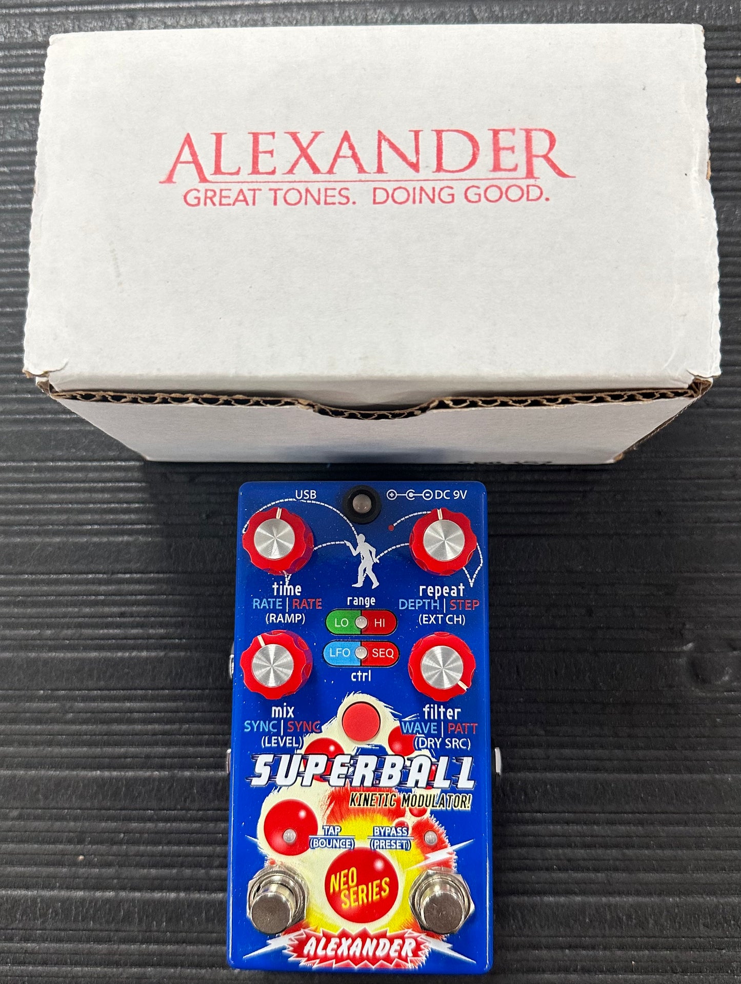 Top with box off Used Alexander Pedals Superball Kinetic Modulator w/box TSS3796