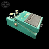 Right angle of Used Boss TR-2 Tremolo Pedal TFW3969.