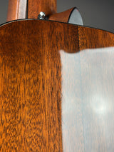 Wear on back of Used 2015 Martin 00 Jeff Tweedy w/Fishman PU.