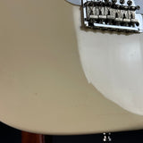 Wear on body of Used 1996 Fender Jimmy Vaughan White.