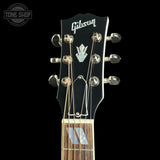 Headstock of Gibson Custom Made 2 Measure Hummingbird Maple Alpine White LR Baggs VTC.