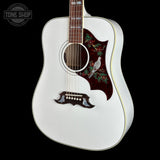 Front angle of Gibson Custom Dove Alpine White LR Baggs VTC.