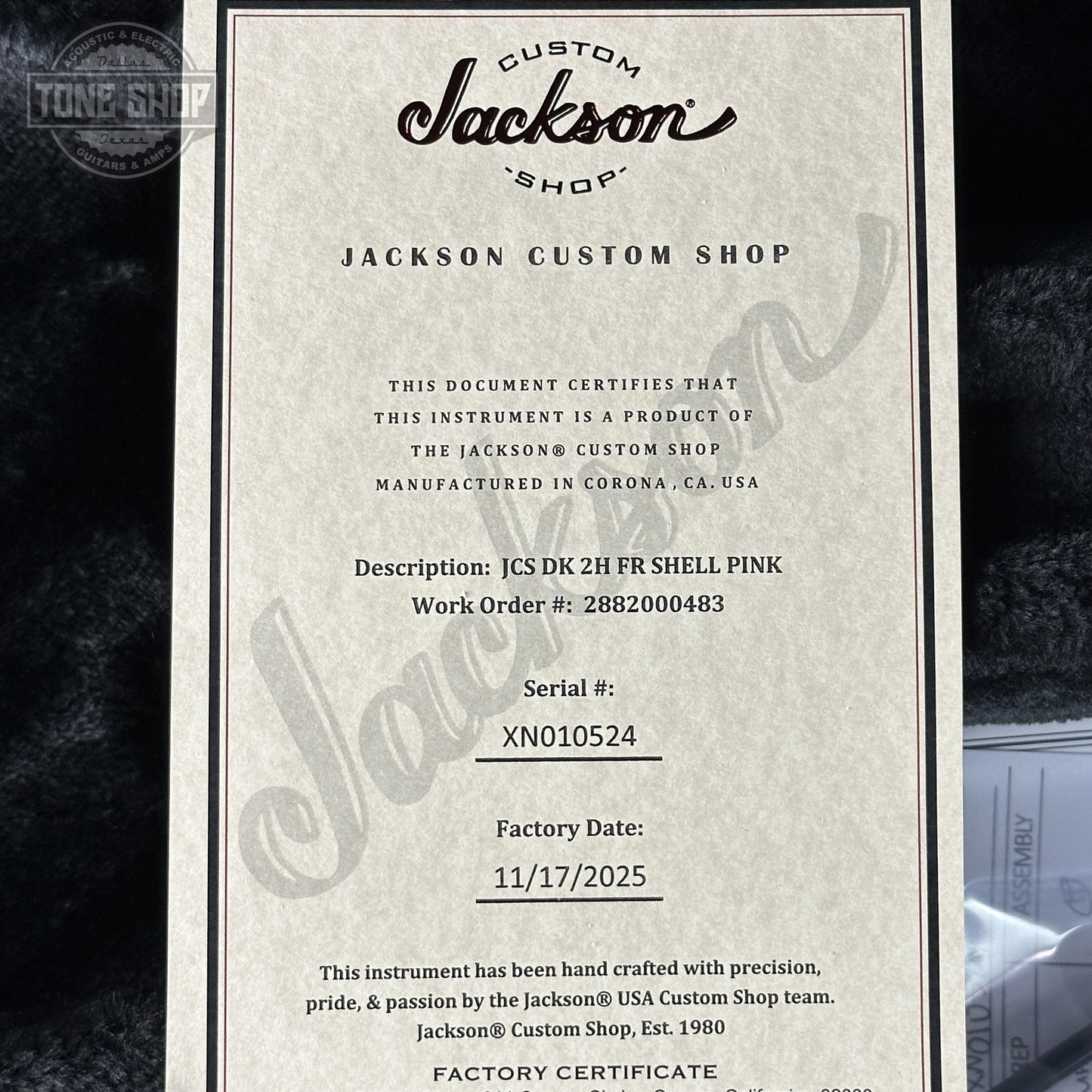 Certificate of Authenticity for Jackson Custom Shop DK 2H FR Shell Pink XN010524.