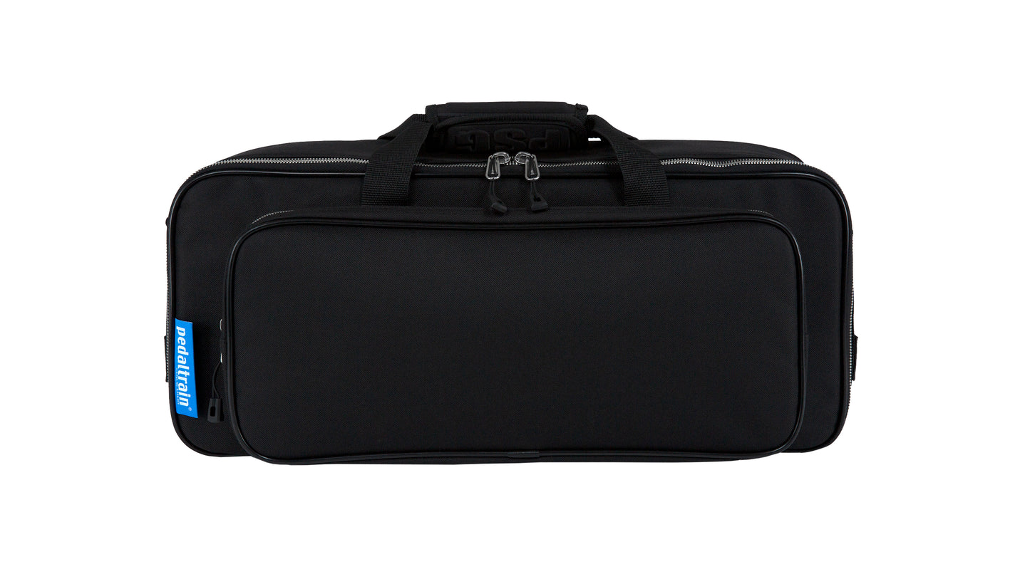 Front of deluxe soft case for Pedaltrain Metro 20.