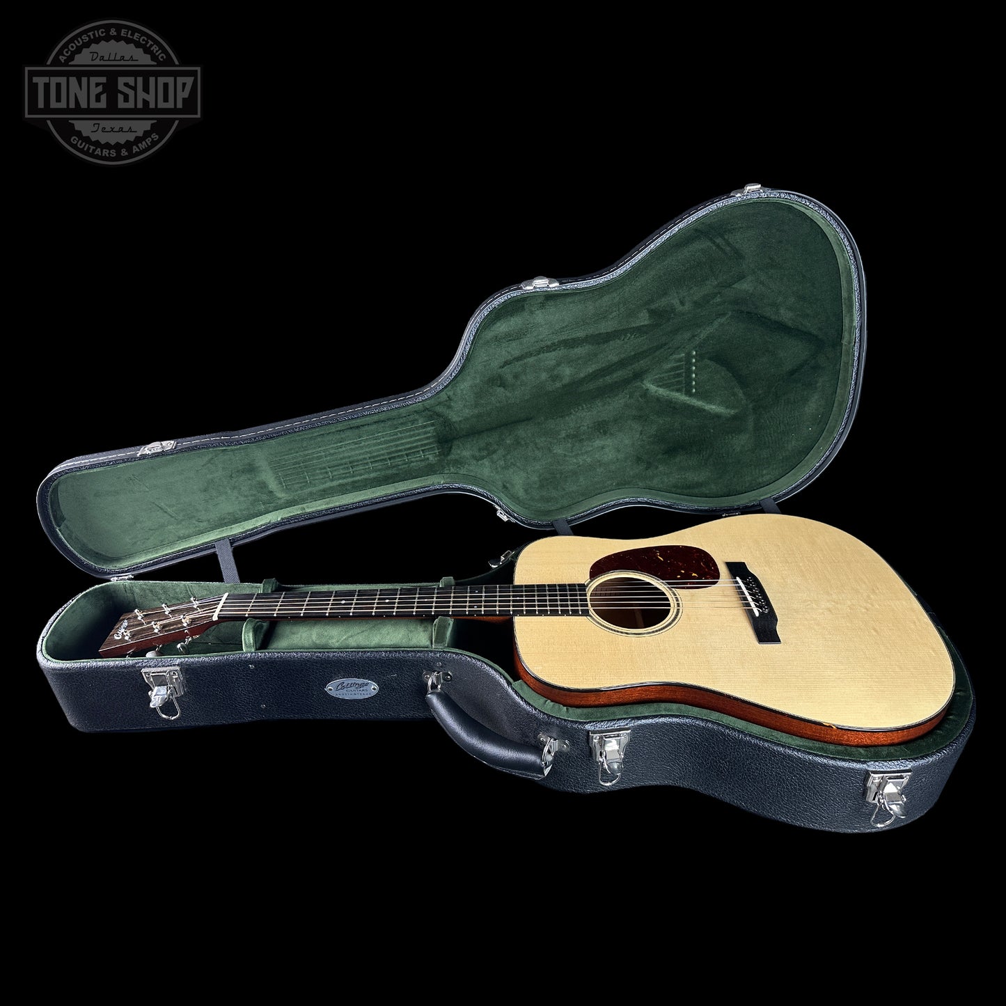 Collings D1A Natural Adirondack/Mahogany in case.