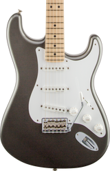 Front of Fender Eric Clapton Stratocaster MP Pewter.