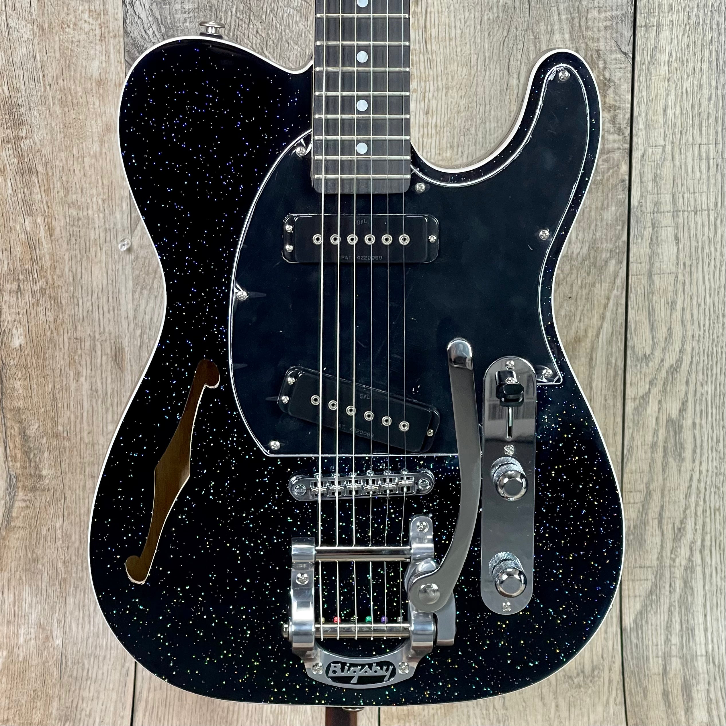 Semi hollow telecaster bigsby deals