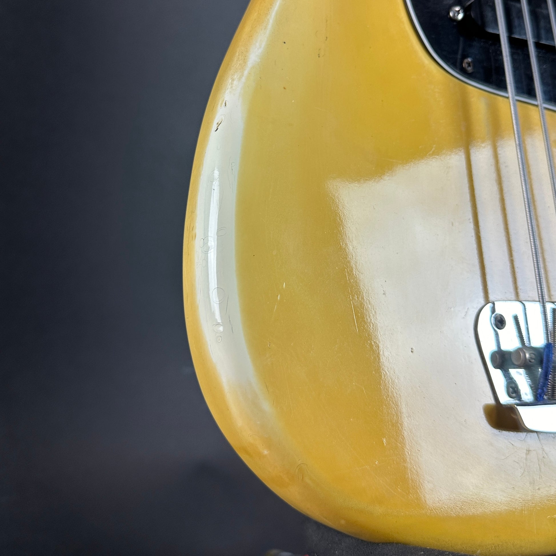 Discoloration on side of Vintage 1978 Fender MusicMaster Bass.