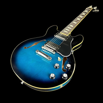 Front angle of Used 2018 Gibson ES-339 Blueburst.