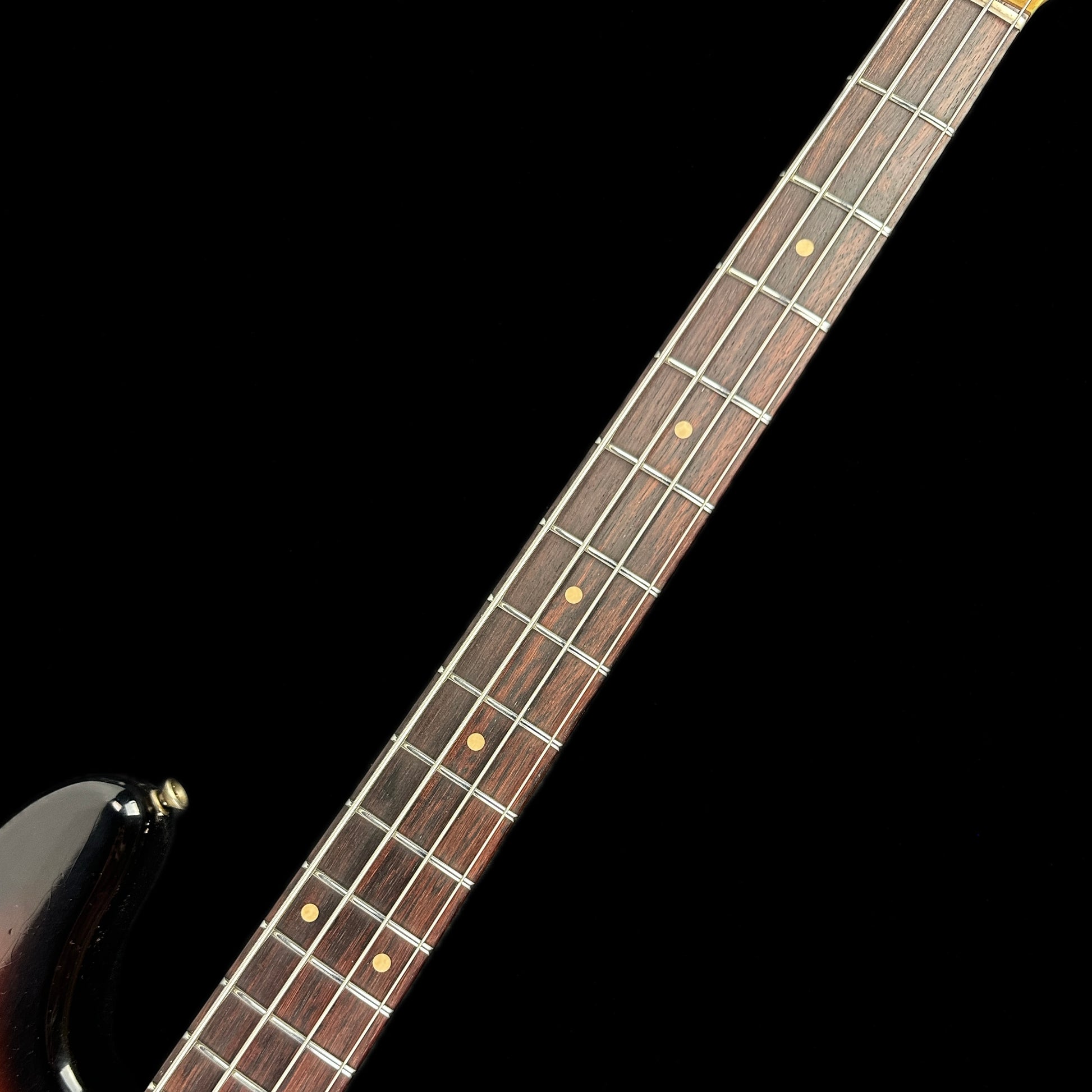 Fretboard of Fender Custom Shop Limited Edition '63 Precision Bass Heavy Relic Faded Aged 3 Color Sunburst.