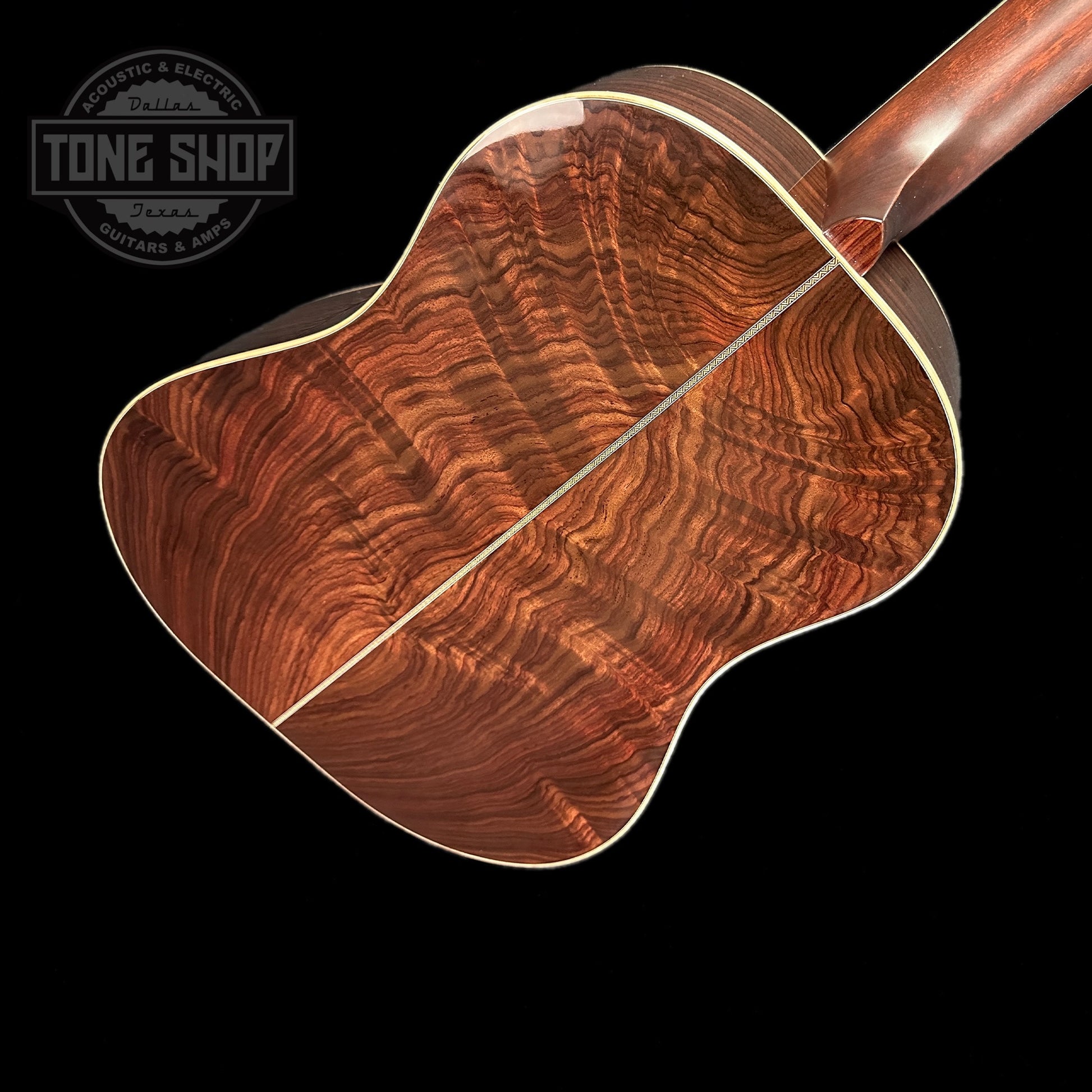 Back angle of Huss & Dalton DS Thermo-Cured Red Sprurce/Figured East Indian Rosewood Sunburst.