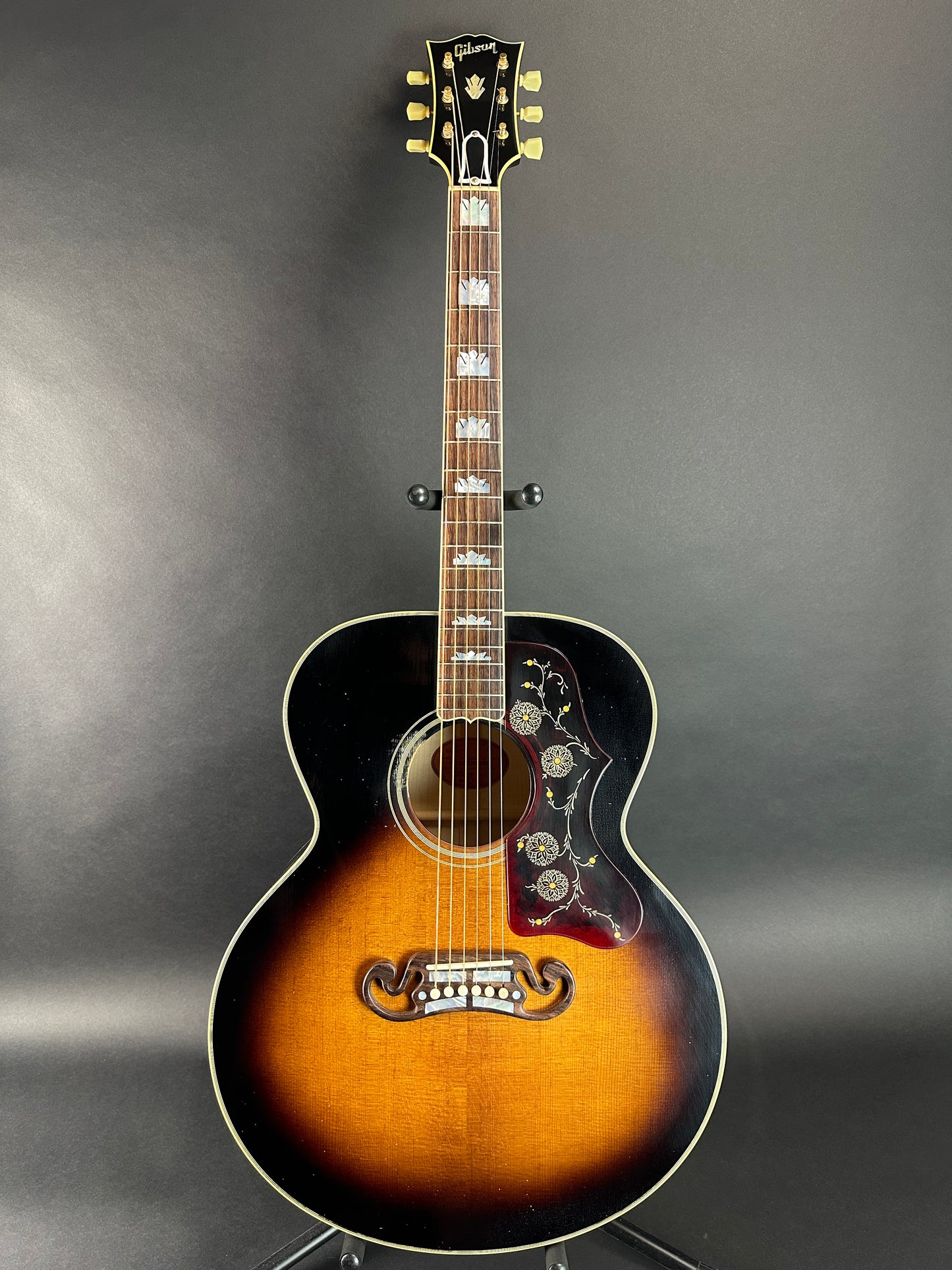 Full front of Used 2024 Gibson 1957 SJ-200 Murphy Lab Light Aged Vintage Sunburst.