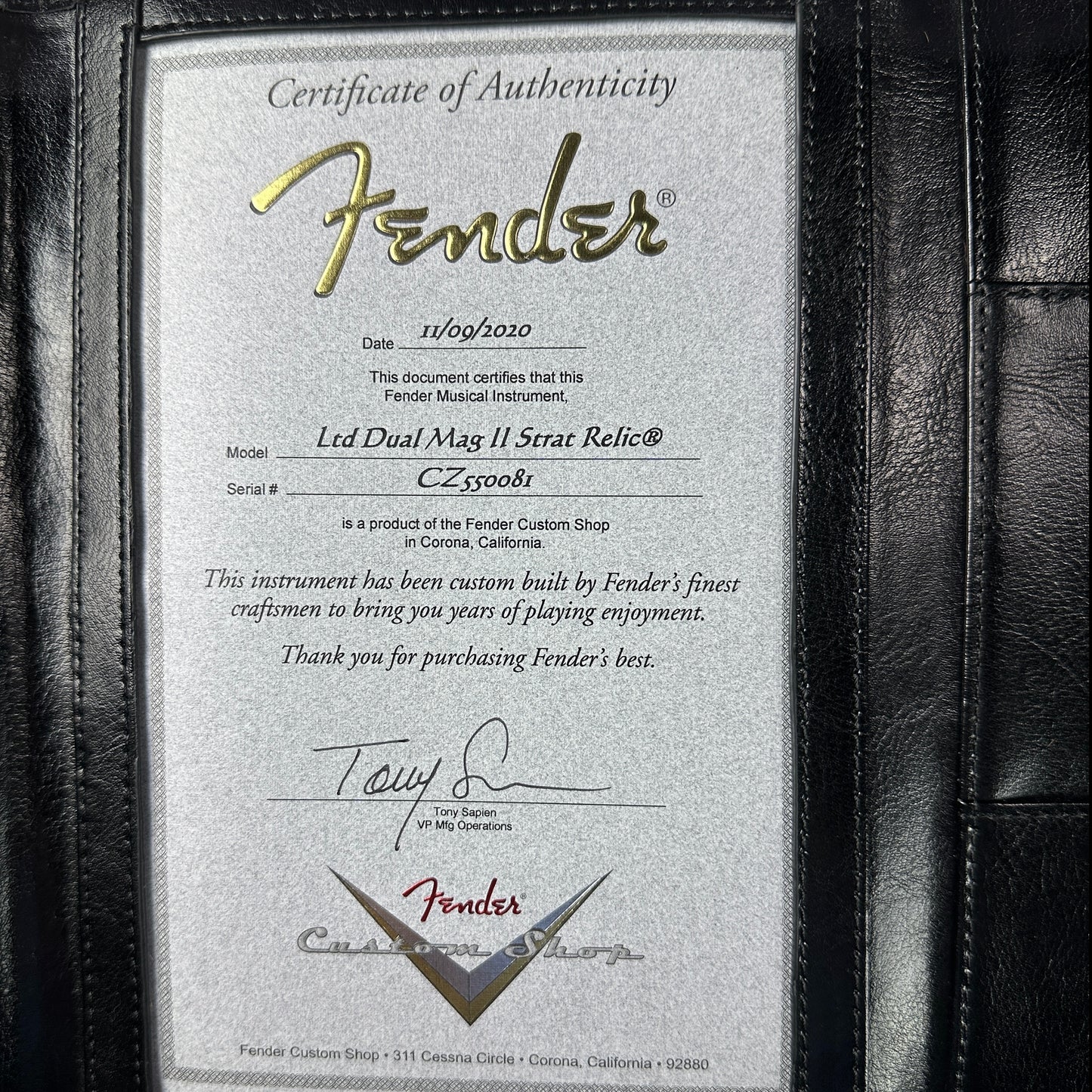 Certificate of authenticity for Used Fender Dual Mag Stratocaster.