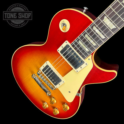 Front angle of Gibson Custom Shop M2M 1958 Les Paul Standard Chambered Factory Burst VOS NH.