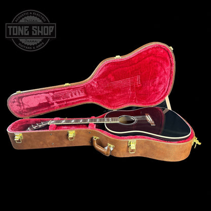 Gibson Custom Shop M2M Southern Jumbo Original Ebony in case.