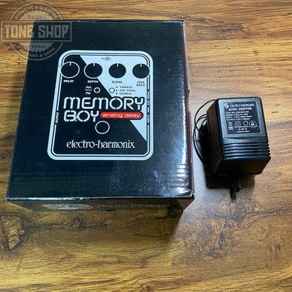 Box and adaptor for Used Electro-Harmonix Memory Boy.