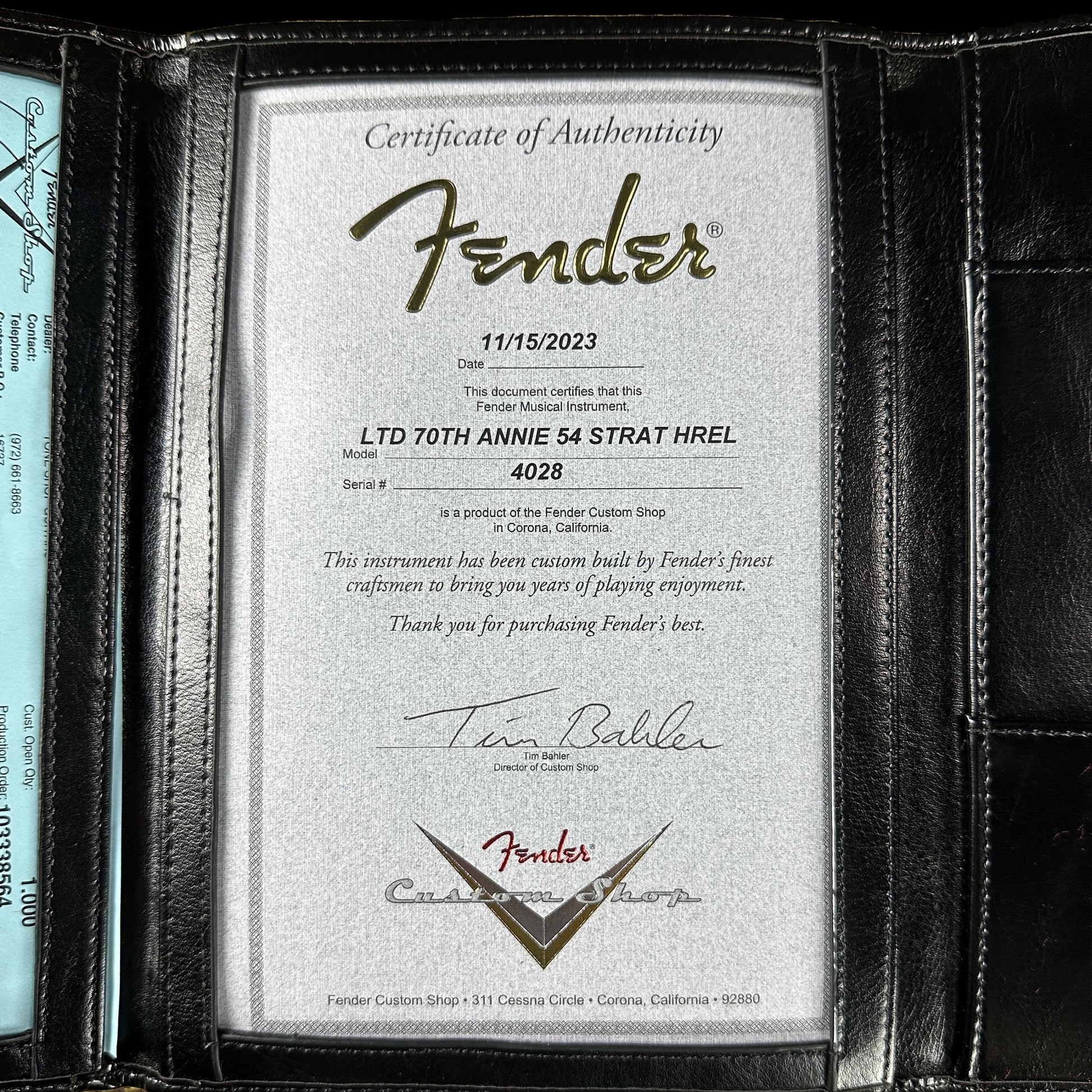 Certificate of authenticity for Fender Custom Shop LTD 70th Anniversary 1954 Stratocaster Heavy Relic 2-Color Sunburst.