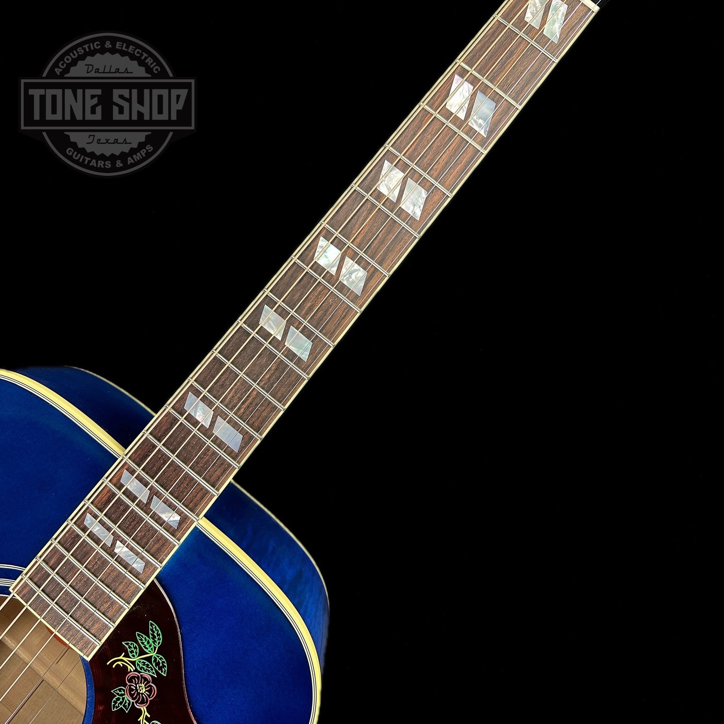 Fretboard of Gibson Custom Shop M2M Dove Original Viper Blue.
