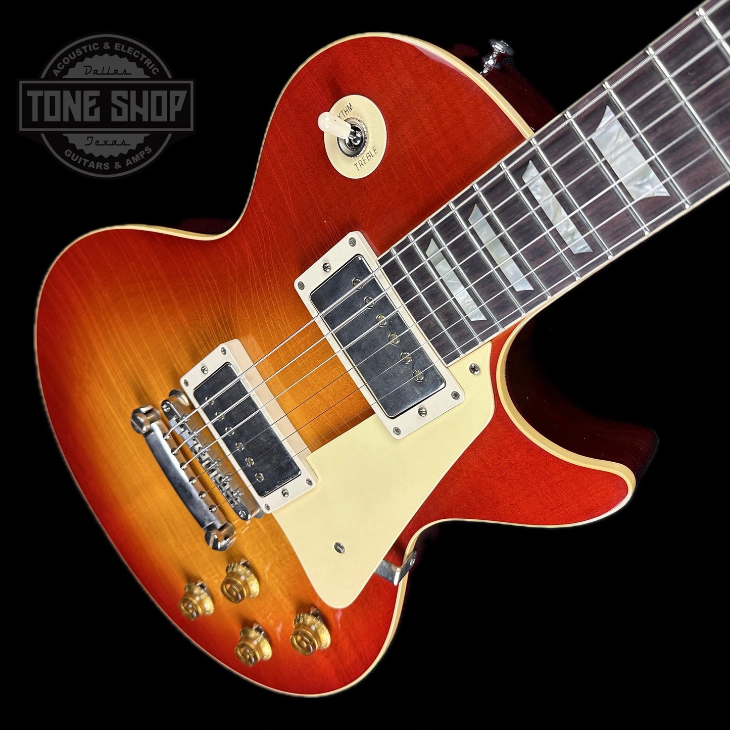 Front angle of Gibson Custom Shop M2M 1959 Les Paul Standard Sunrise Tea Burst Murphy Lab Ultra Light Aged.