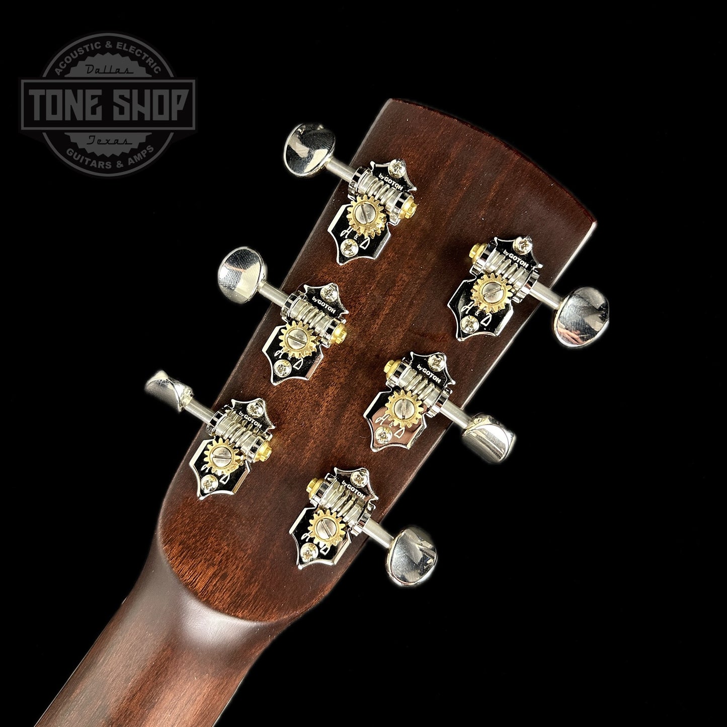 Back of headstock of Huss & Dalton DS Thermo-Cured Red Sprurce/Figured East Indian Rosewood Sunburst.