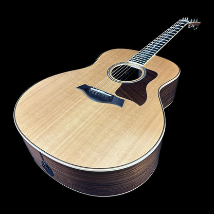 Front angle of Used Taylor 818e.