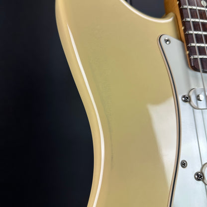 Discoloration on Used Fender Standard Strat MIM White.
