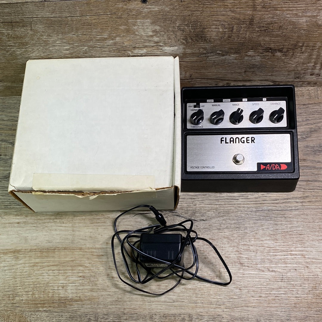 Top down of Used ADA Flanger w/box TSU15454 contents.