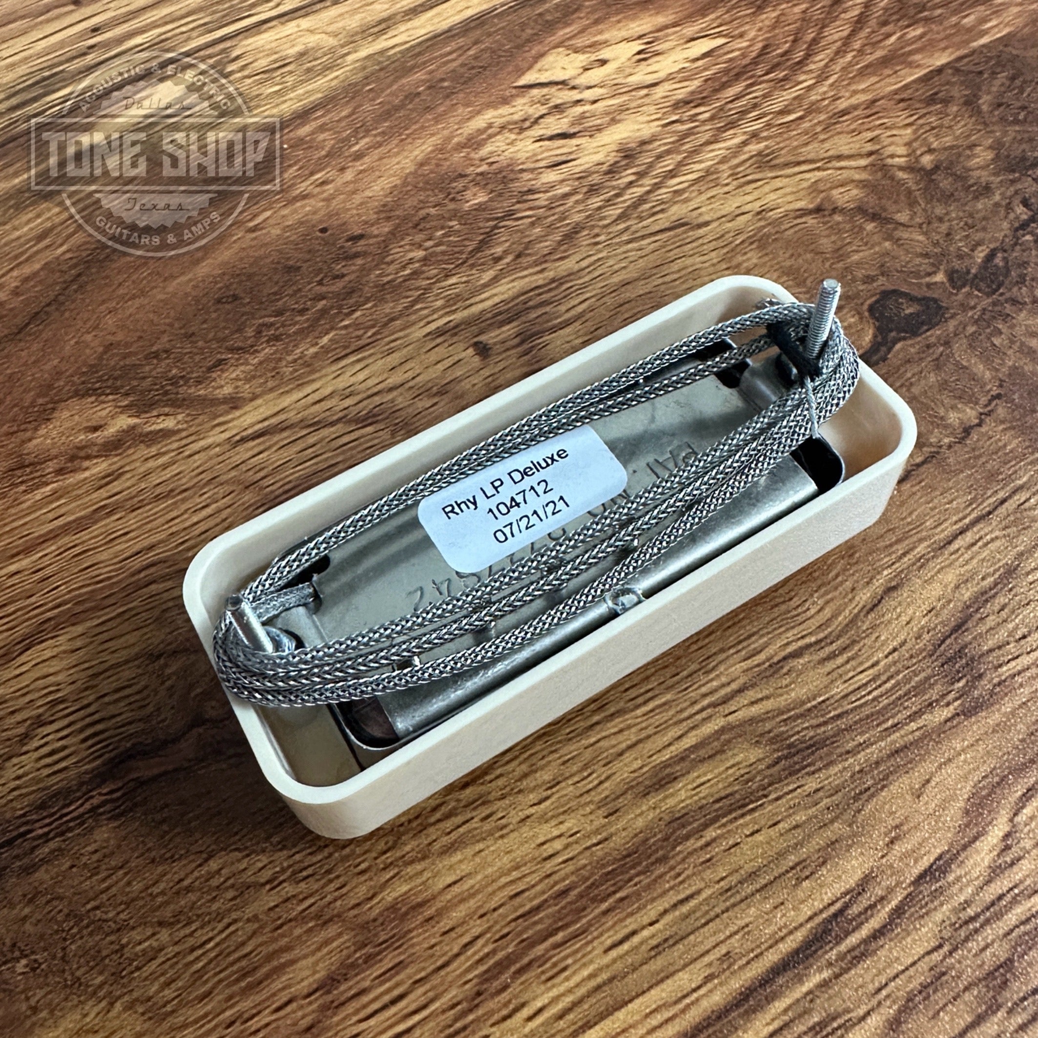 Open Box Gibson Original Mini-Humbucker Chrome Rhythm Pickup Open Box Gibson Original Mini-Humbucker Chrome Rhythm Pickup