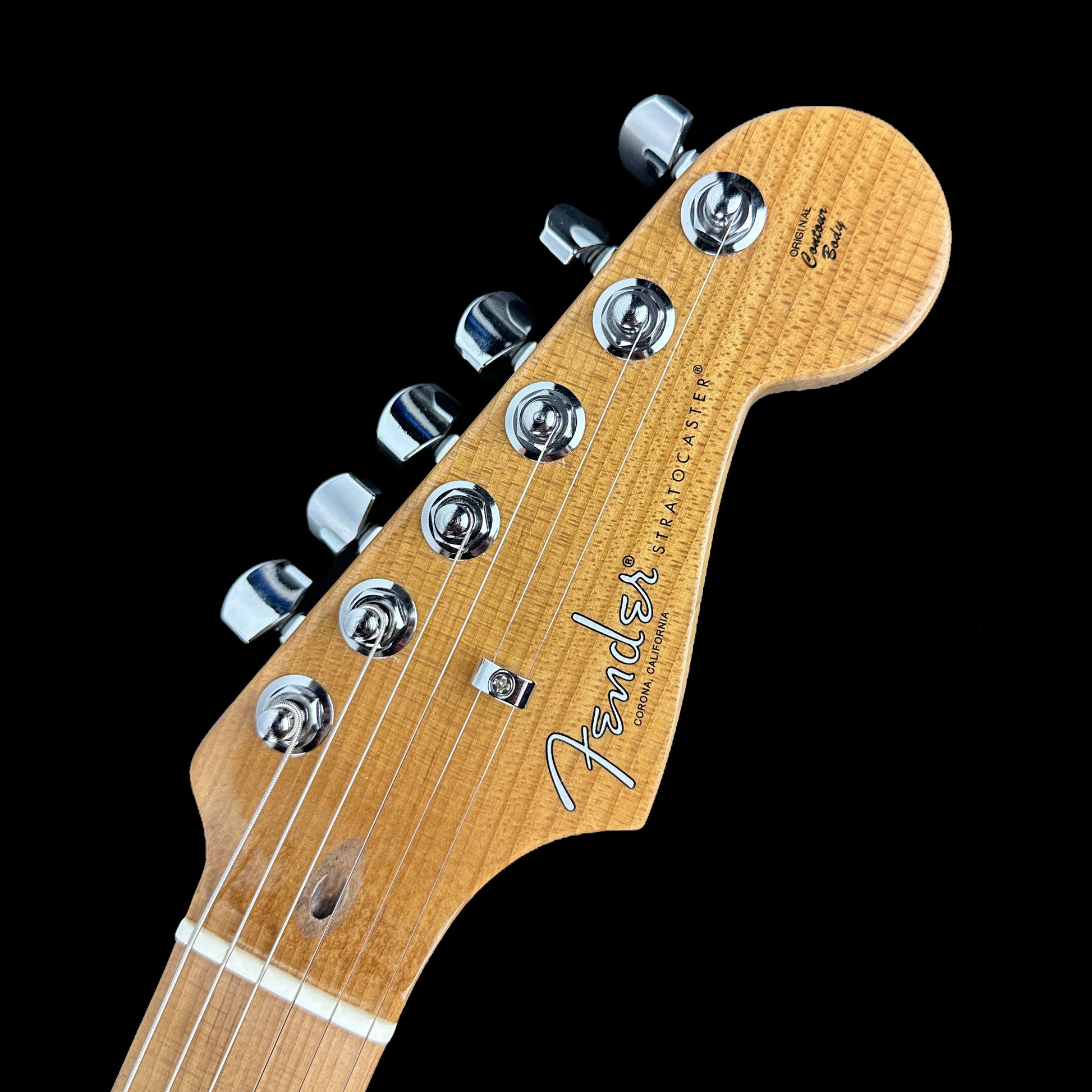 Front of headstock of Fender American Professional II Strat Roasted MP 2-Color Sunburst Ash.