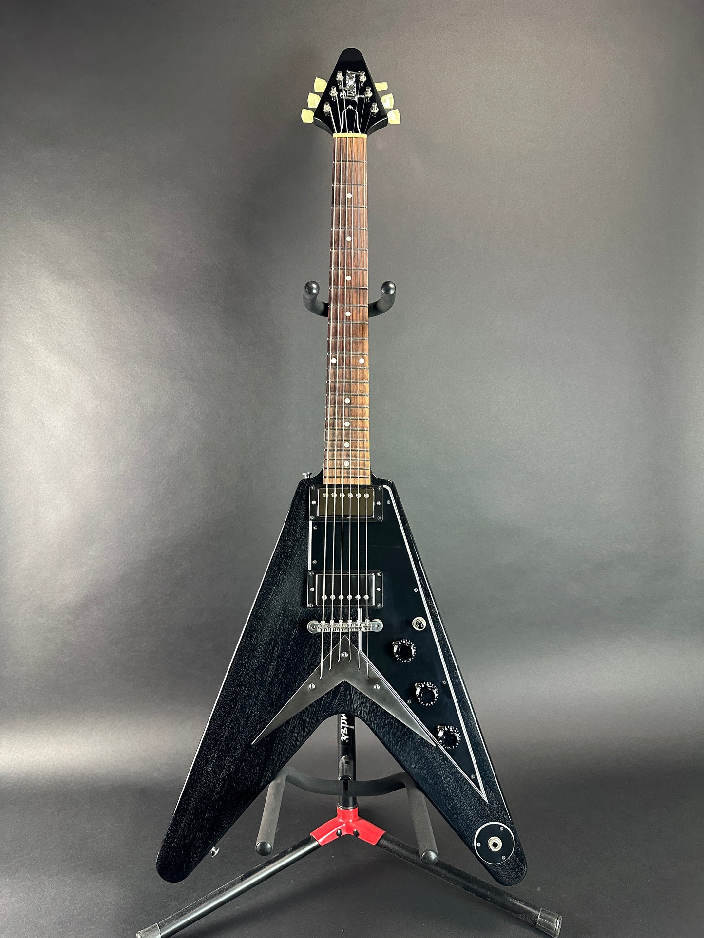 Full front of Used 2017 Gibson Custom Flying V Black Doghair.