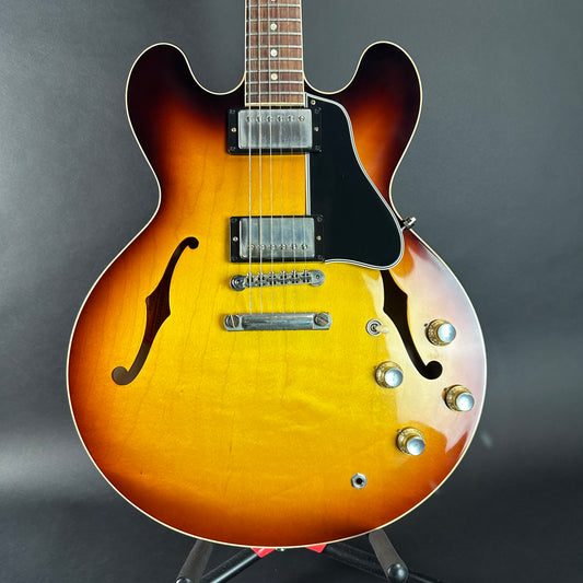 Front of Used 2021 Gibson 61 ES-335 Sunburst.