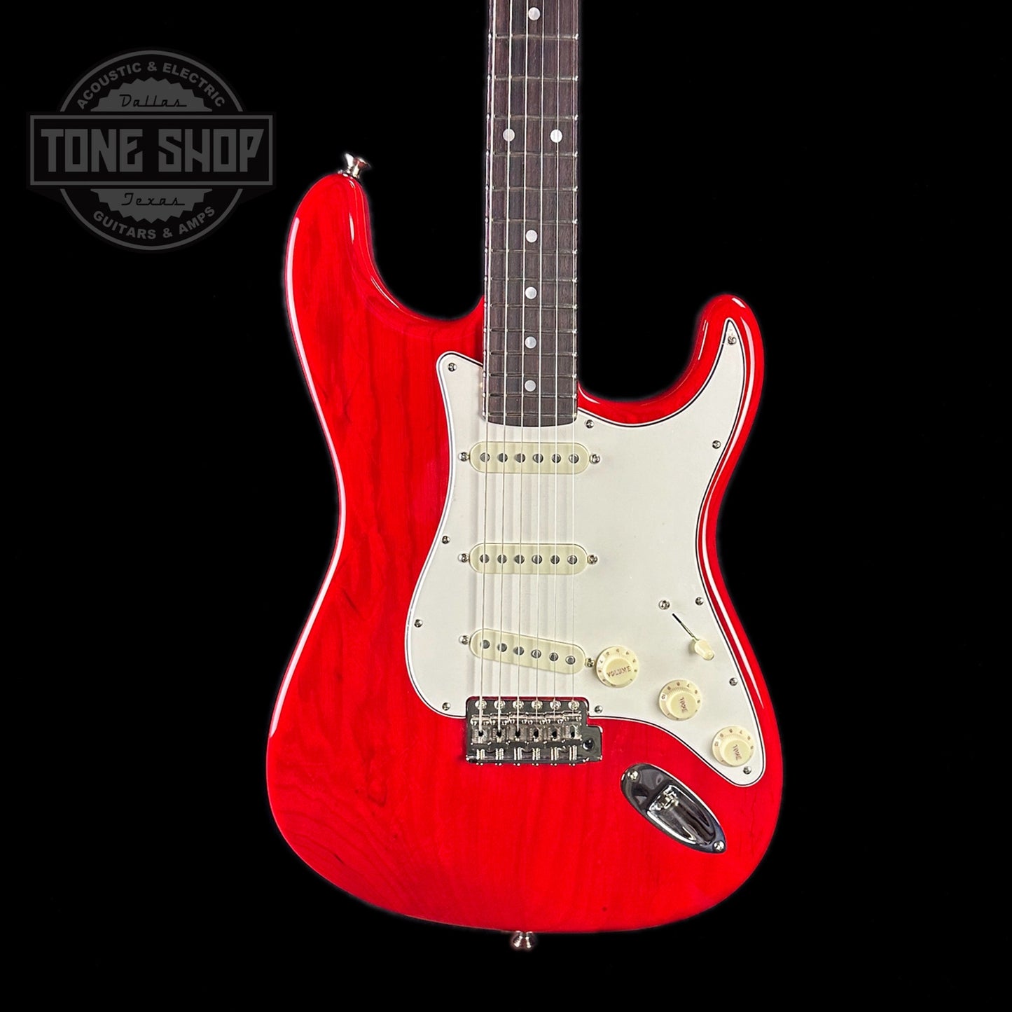 Front of body of Fender Custom Shop American Custom Stratocaster RW Crimson Transparent NOS.