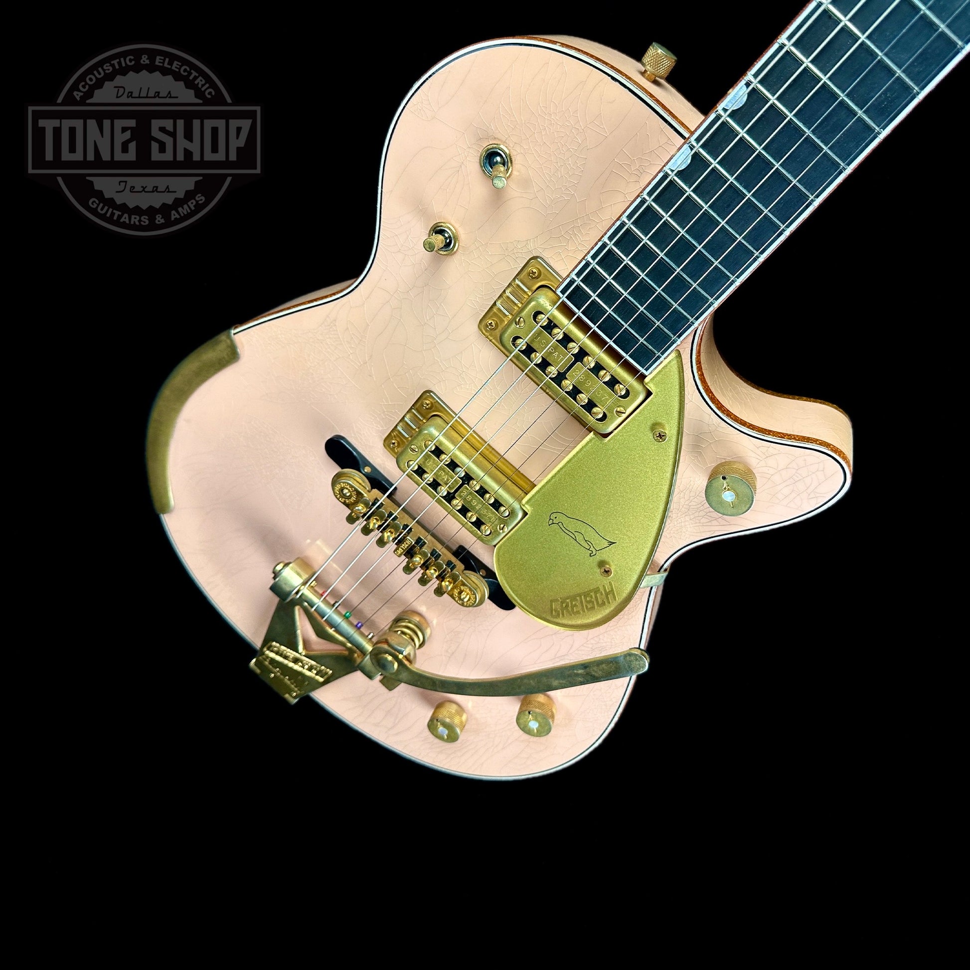 Front angle of Gretsch Custom Shop G6134-59 Penguin Relic Shell Pink Masterbuilt By Gonzalo Madrigal.