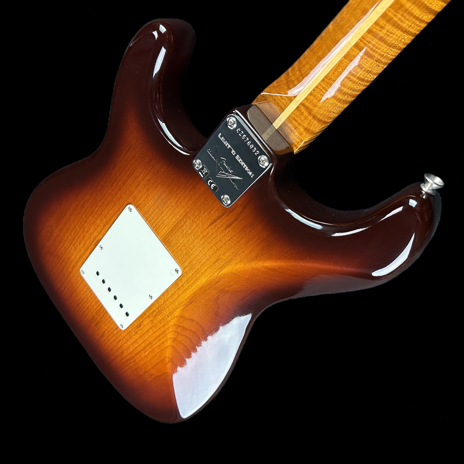 Back angle of Fender Custom Shop Limited Edition Roasted Pine Chocolate 2 Tone Sunburst.