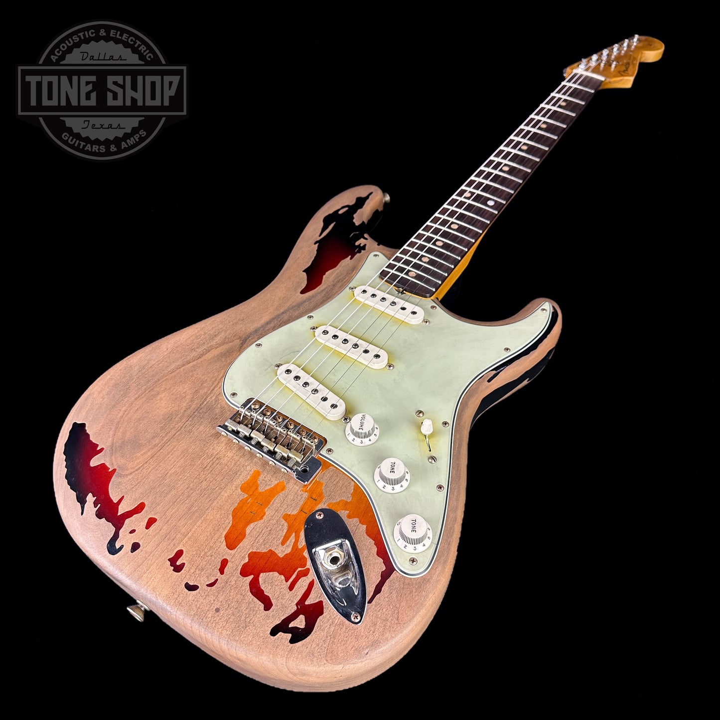 Front angle of Fender Rory Gallagher Signature Stratocaster Relic Rosewood Fingerboard 3-Color Sunburst.