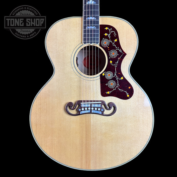 Front of body of Gibson Custom Shop M2M SJ-200 Original Cherry Quilt back and sides.