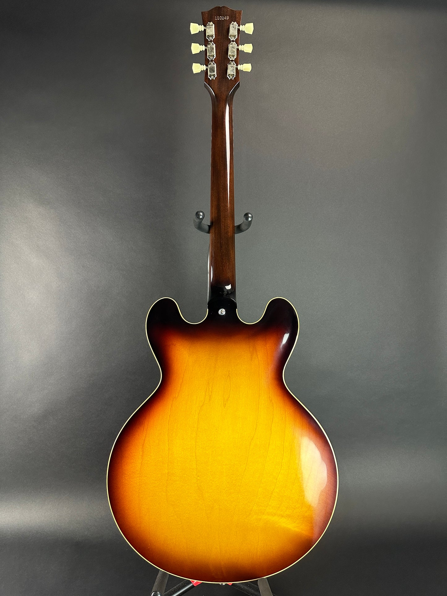 Full back of Used 2021 Gibson 61 ES-335 Sunburst.